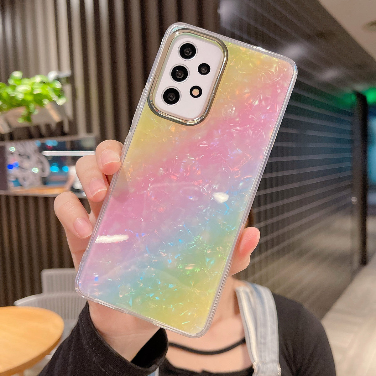 Close-up of Shockproof TPU & PC phone case design