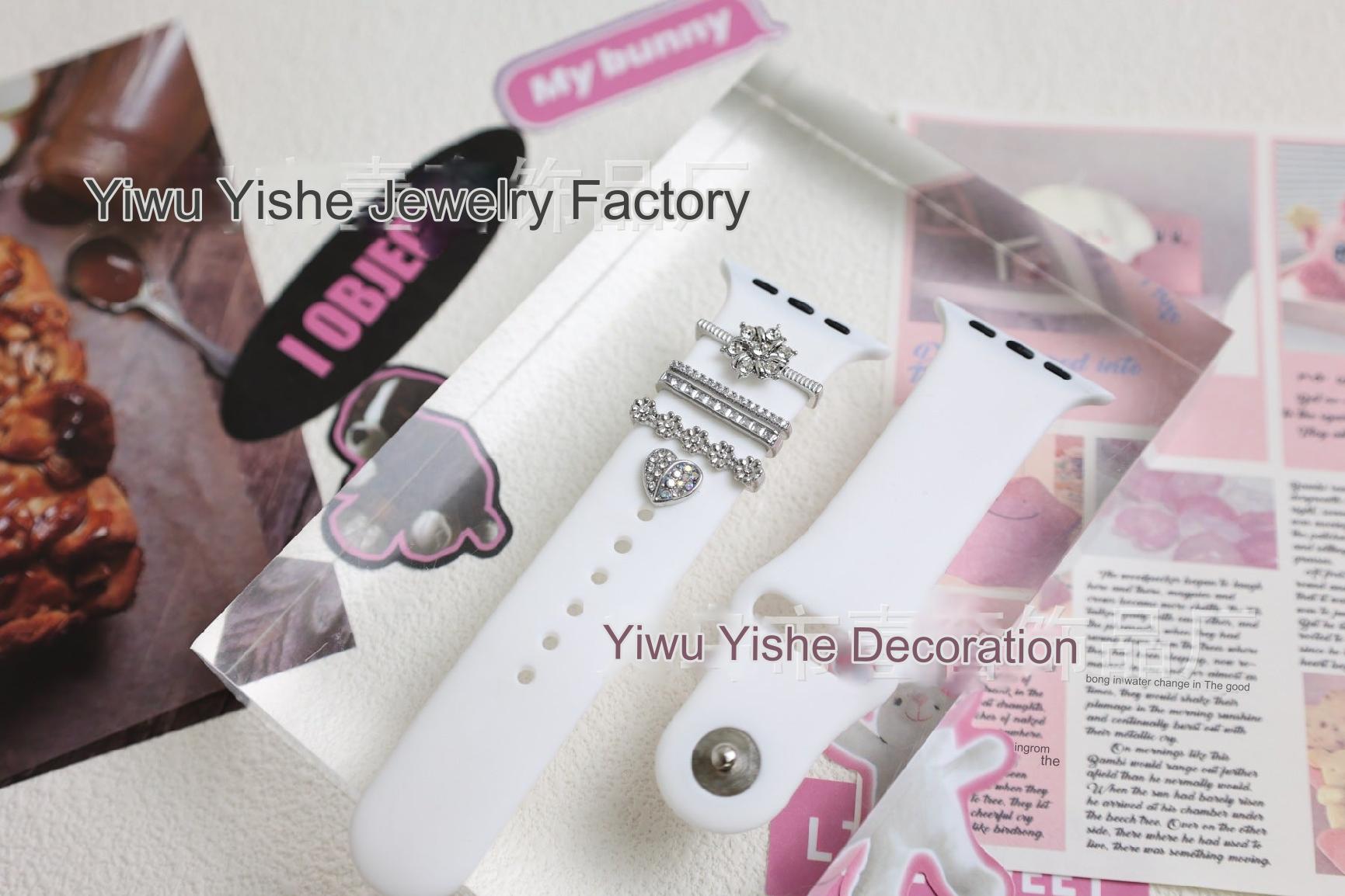 Detailed view of Zirconia iWatch Band