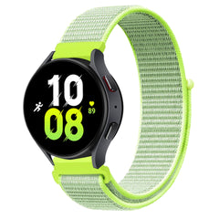 Nylon watch band showing wrist size compatibility