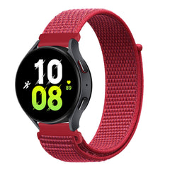 Nylon watch band showing wrist size compatibility