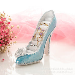 Elegant ring holder in high heel design 10
