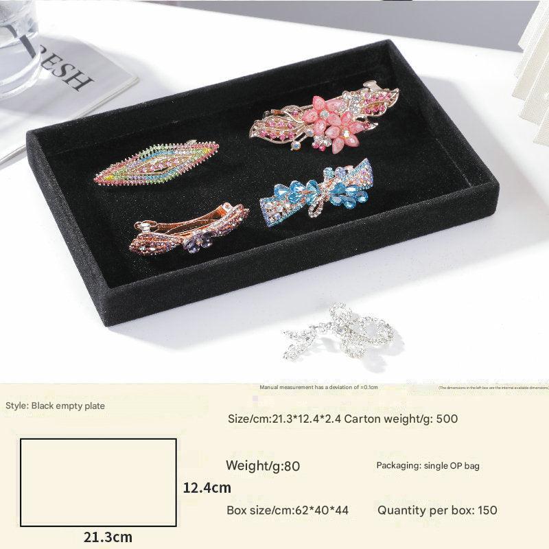 Compact velvet jewelry organizer for accessories