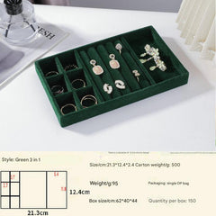 Compact velvet jewelry organizer for accessories