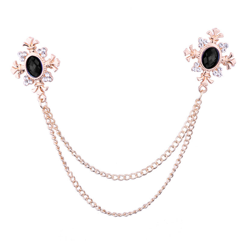 Creative geometric brooch on a collar image 8