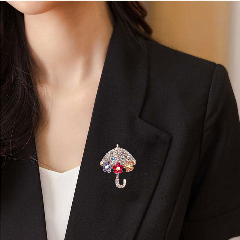 Side view of the Alloy fashion pin