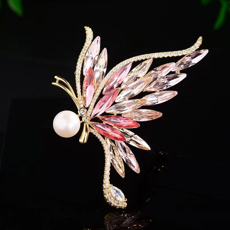 Chic women's brooch with crystal accents