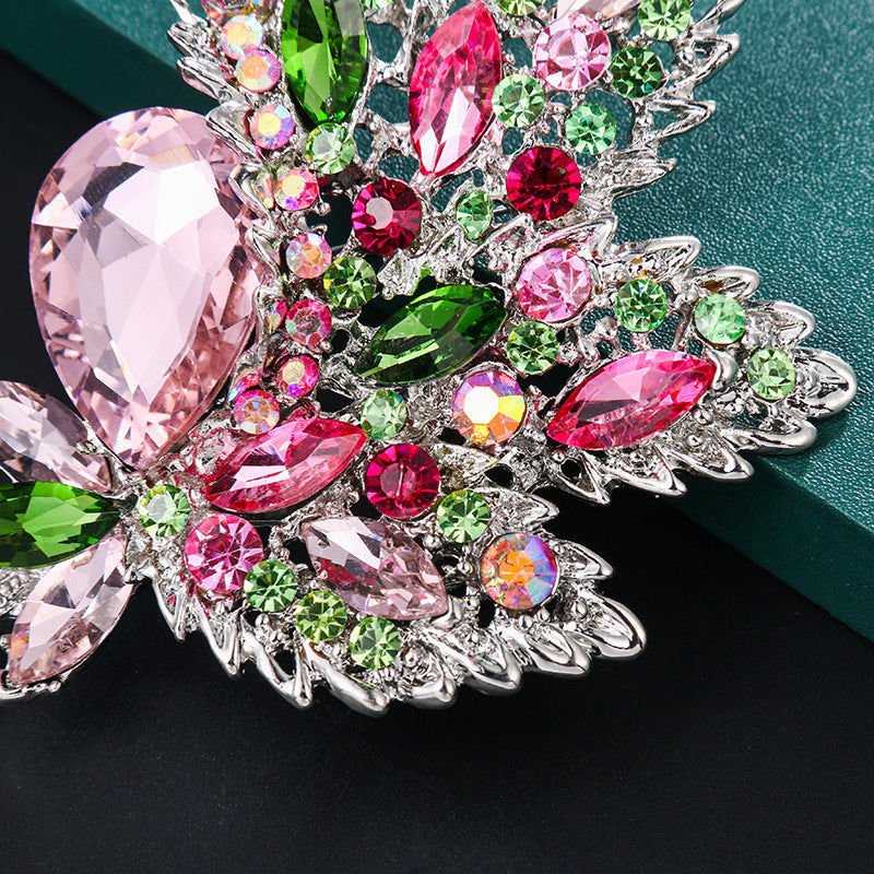 Brooch being worn for a casual look