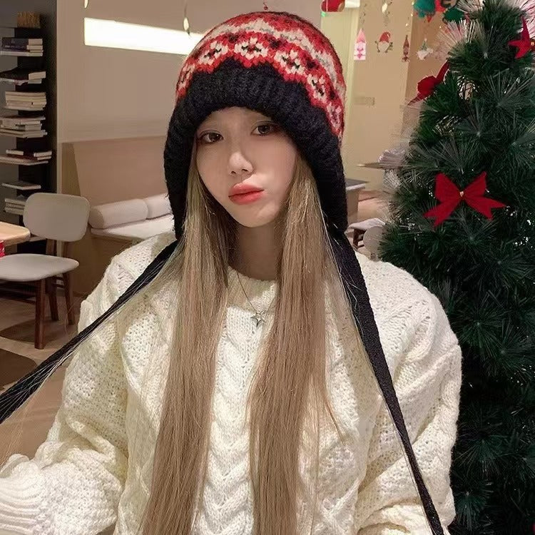 Geometric pattern beanie hat in vibrant red