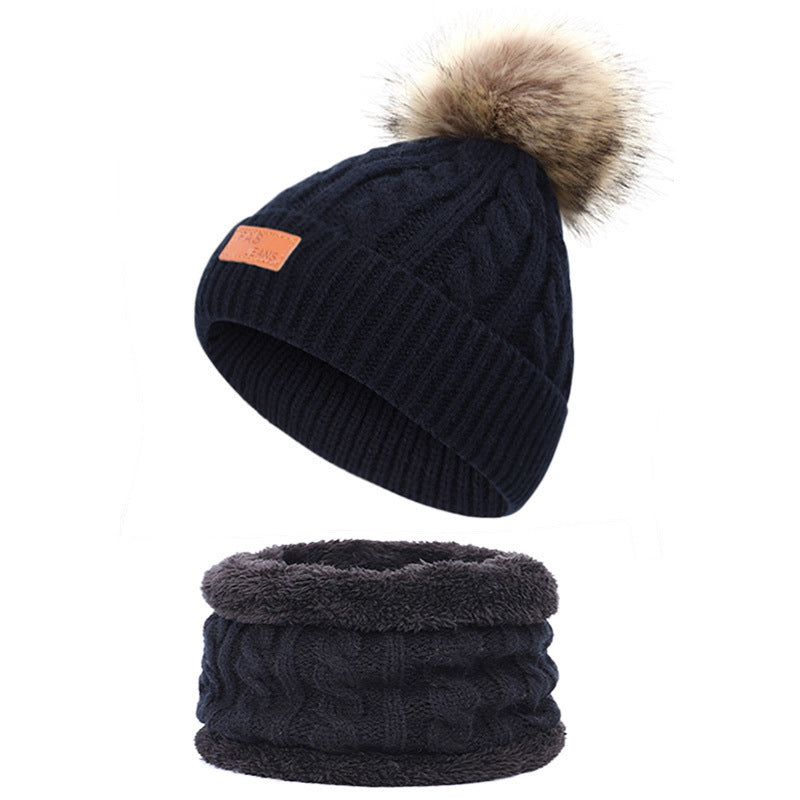 Winter accessories for children in various colours