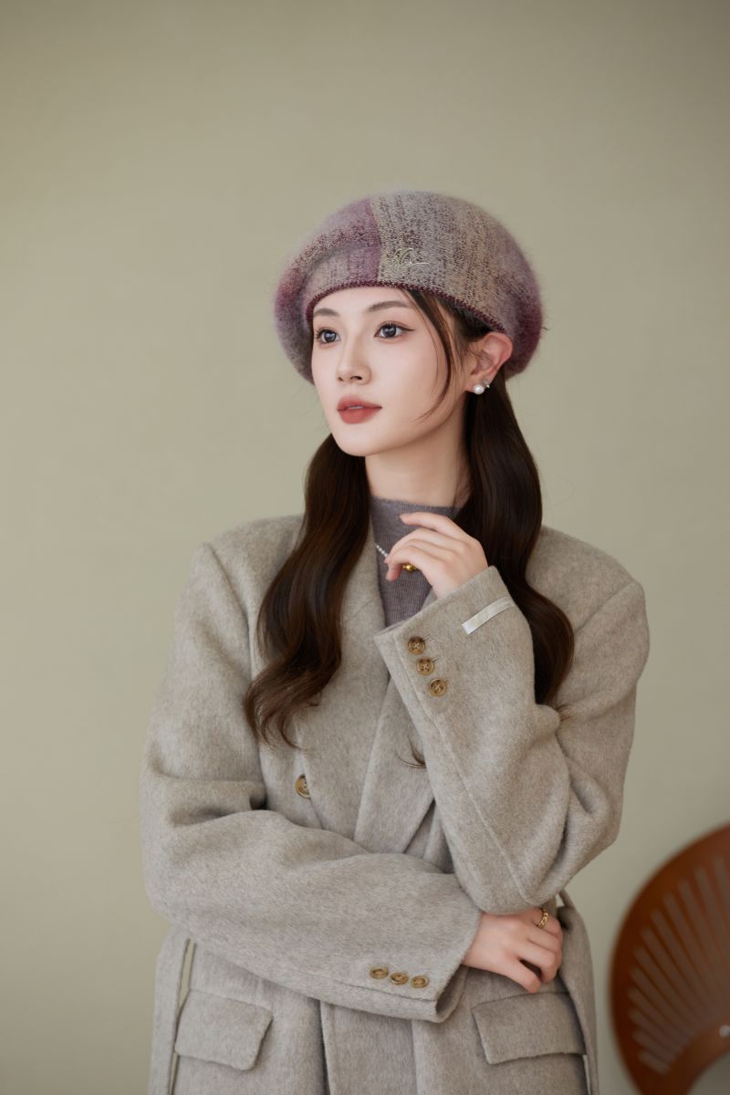Stylish burgundy rabbit fur beret for women