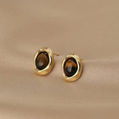 Elegant earrings perfect for gifting