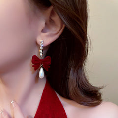 Trendsetting burgundy earrings for fall 2023