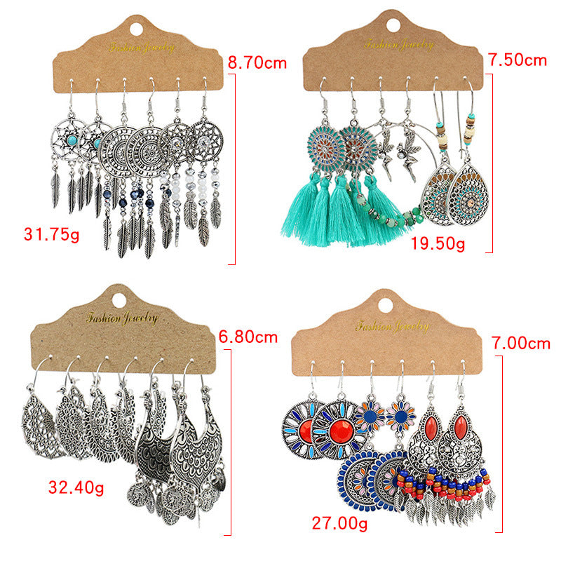 Fashion accessory display of waterdrop earrings image 9