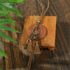 electroplated necklace detail