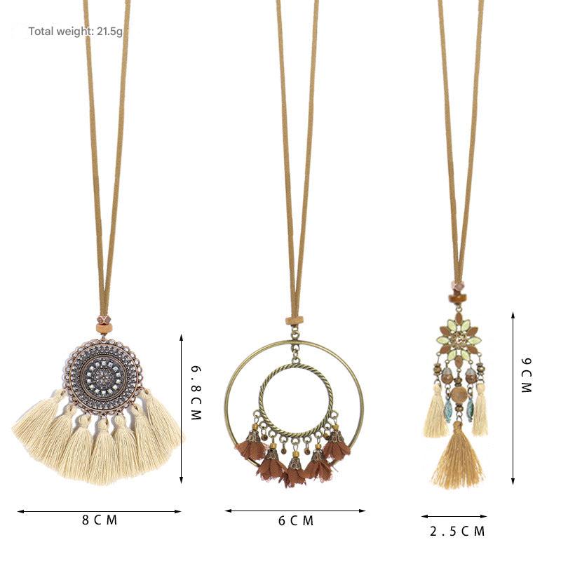 unique design of floral pendant necklace