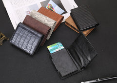Men's aluminium wallet with secure features