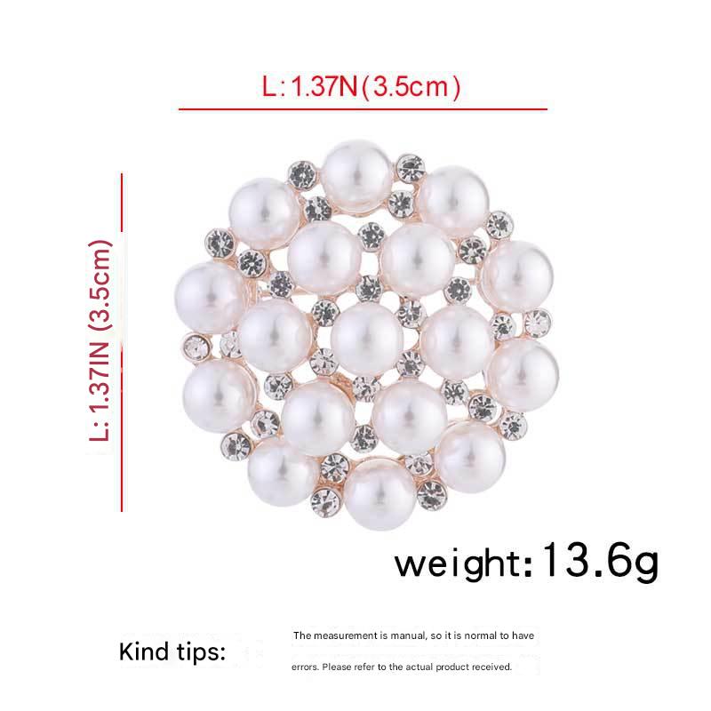 stylish brooch design on clothing