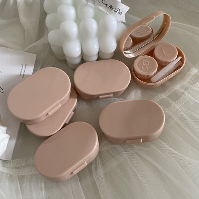 Portable contact lens case for travel