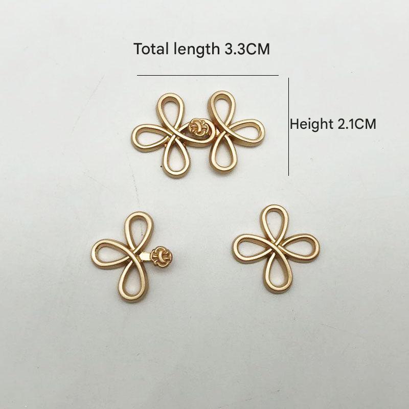 Stylish clasp displayed on costume