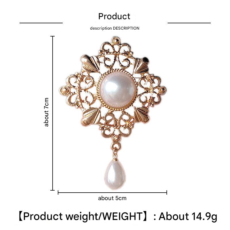 Elegant Vintage Pearl Brooch Detailed Angles