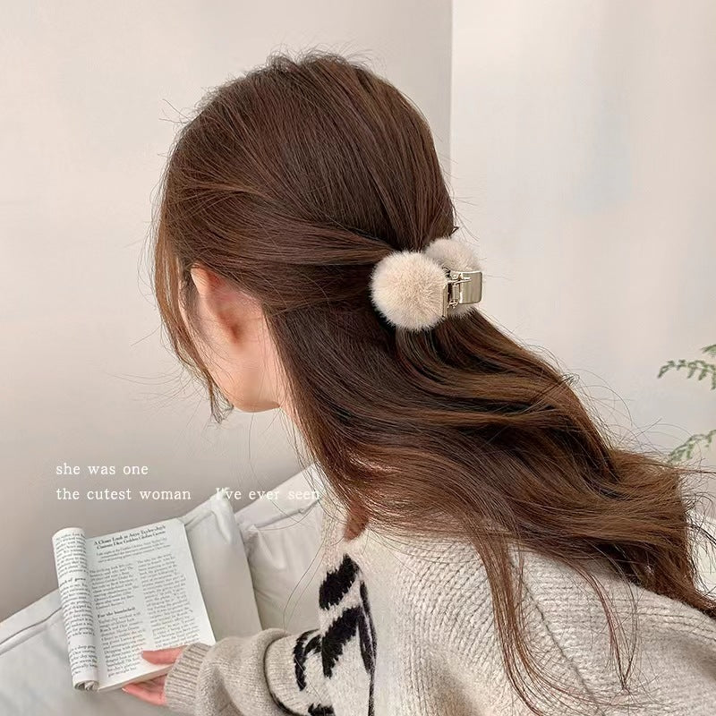 Fashion Forward Hair Claw Accessories
