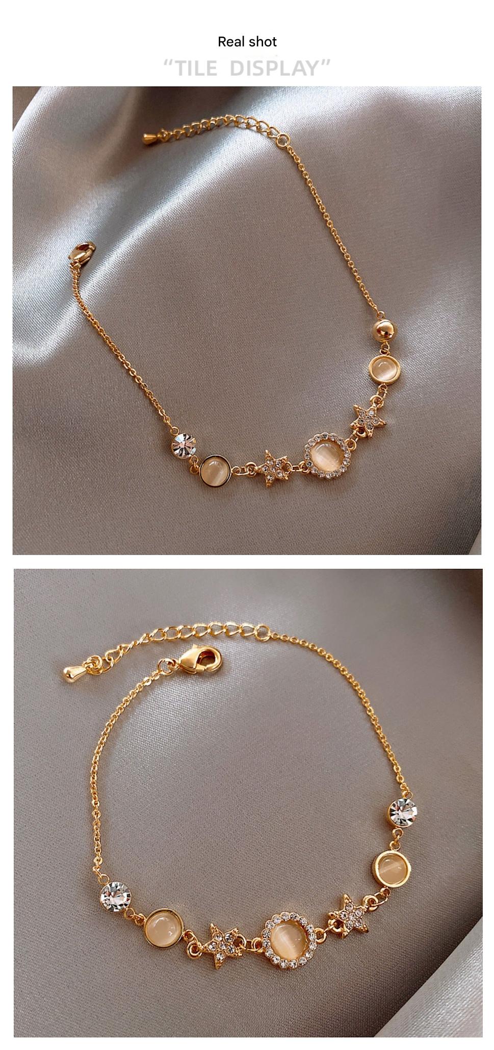 Beautifully presented star-shaped bracelet gift