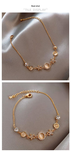 Beautifully presented star-shaped bracelet gift
