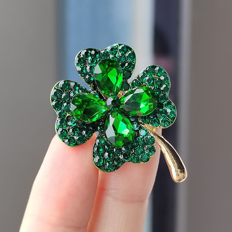Vibrant colours of clover cat eye brooch